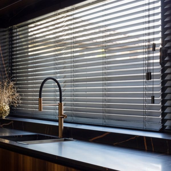 blind installation in Stanhope Gardens