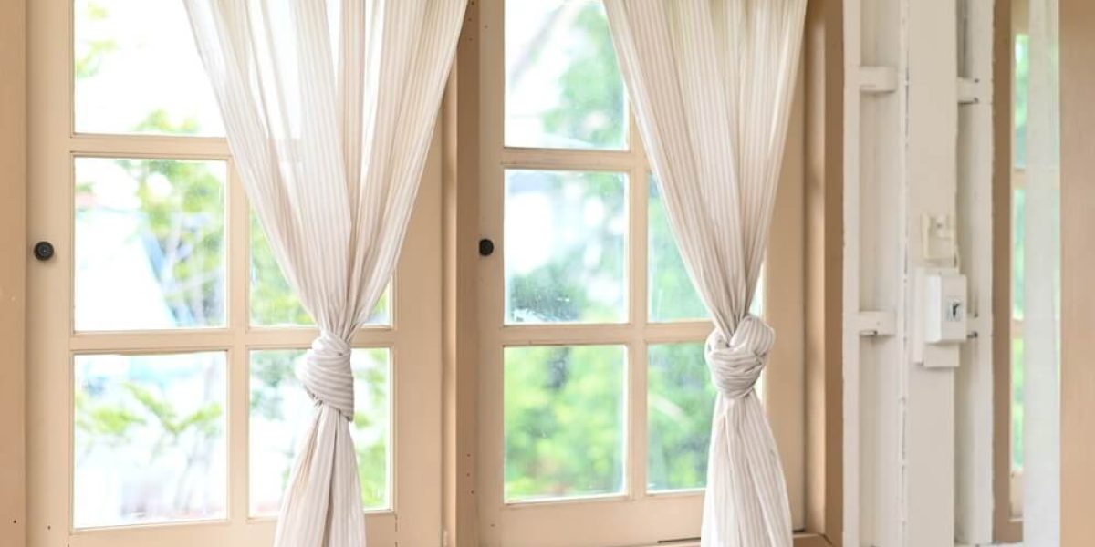 How to Choose the Perfect Curtain Material Sydney Homes Need